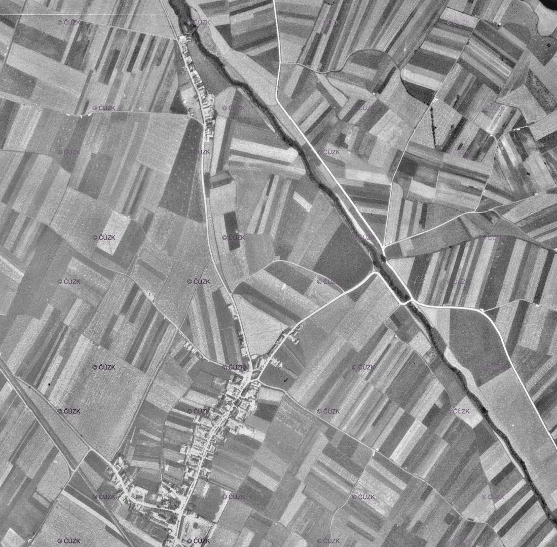 obrázek 1 Letecká mapa z roku 1938. Zdroj: Letecký měřický snímek 1938 - VGHMÚř Dobruška © MO ČR